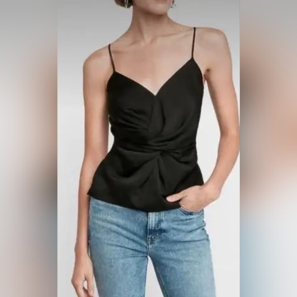 NWT Express twist front black top